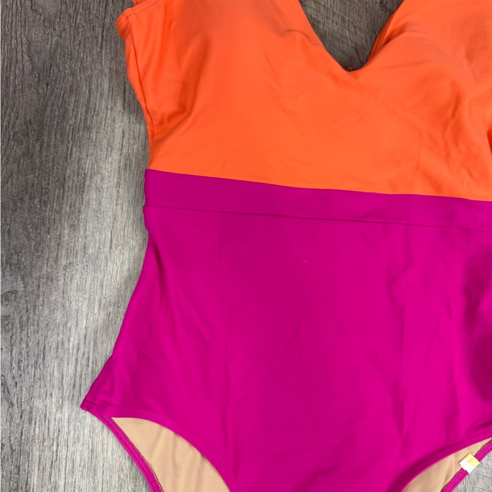 Summersalt Ruffle‎ Backflip One Piece - Picture 3 of 10